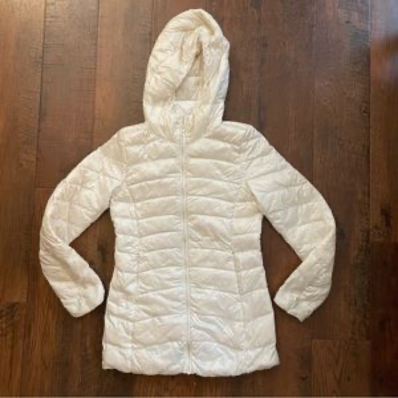 UNIQLO Women’s Ultra Light Down Jacket, size XS - Picture 1 of 1